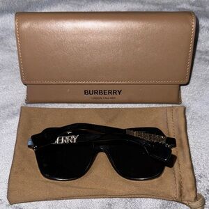 Burberry Black Sunglasses with Tan Case